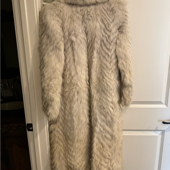 Vintage Real sliver fox Fur coat. Saga Fox - Picture 6 of 8